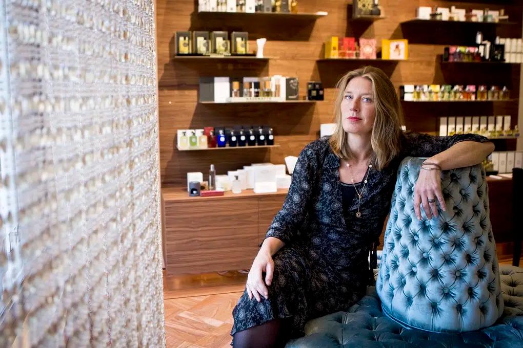 Annindriya - Perfume Lounge - Tanja Deurloo