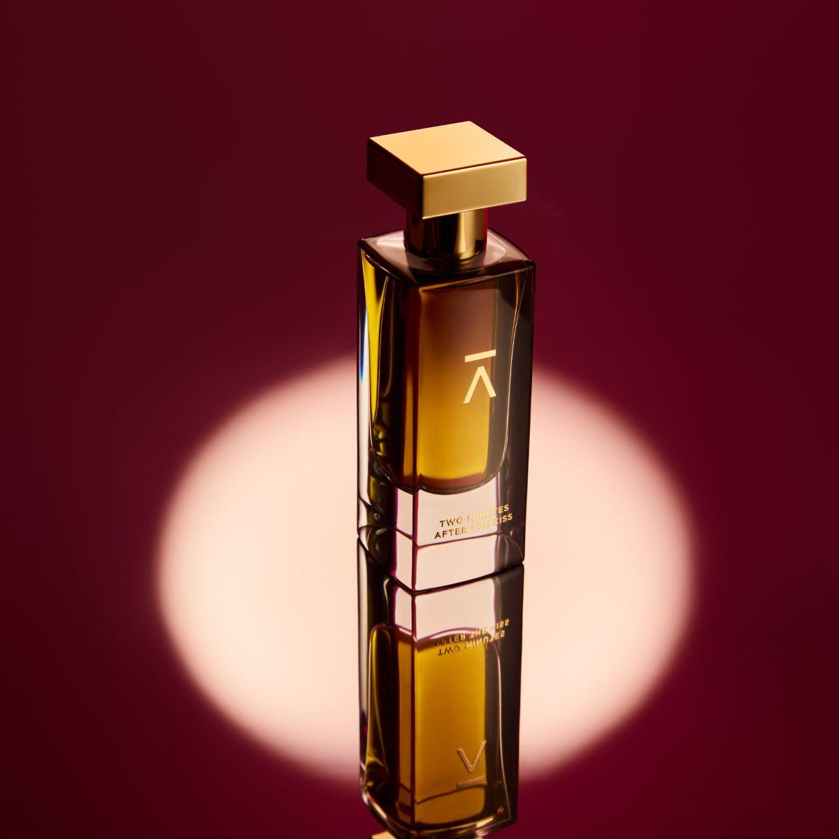 Azman - Two Minutes After the Kiss Perfume