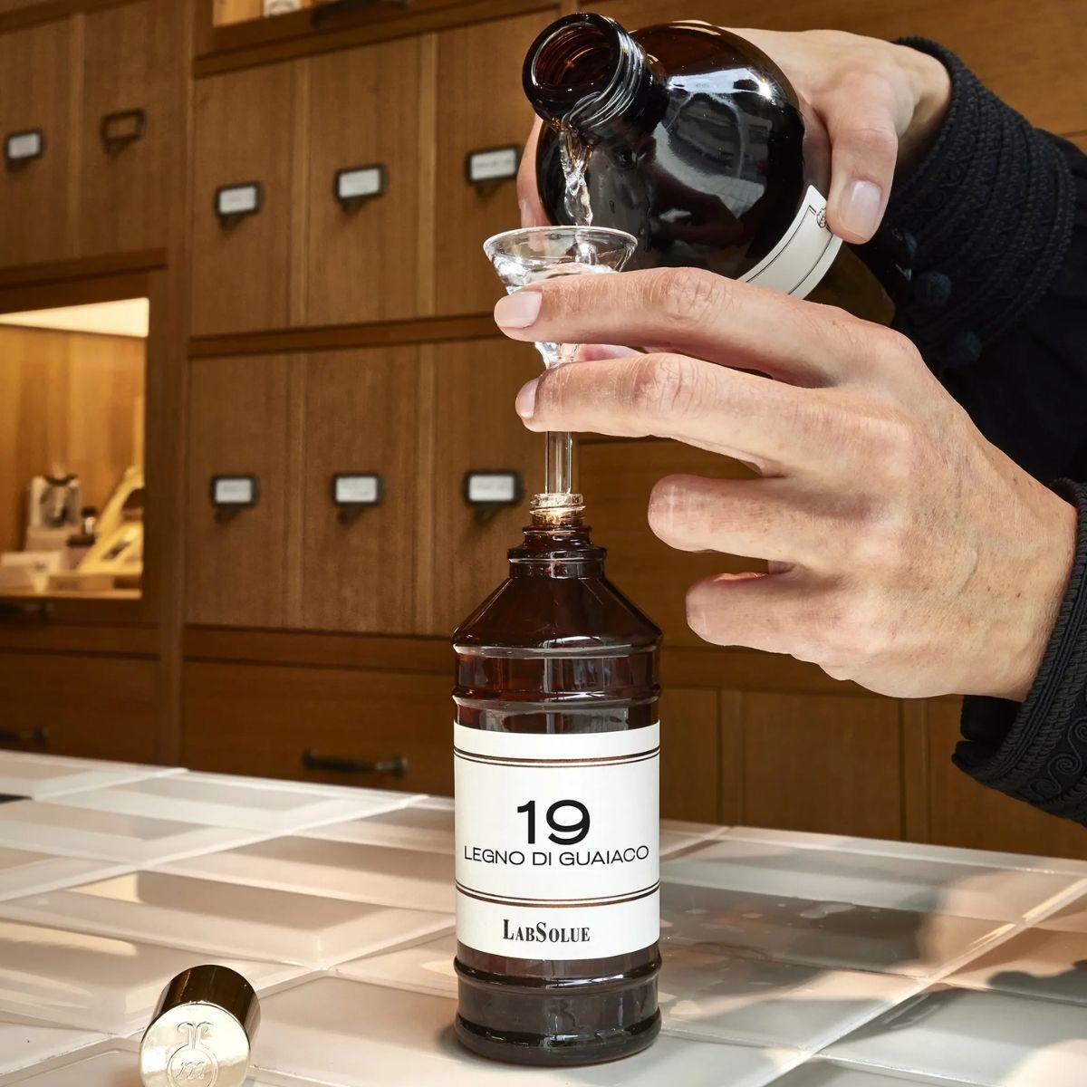LabSolue – 19 Legno di Guaiaco Eau de Parfum 120ml