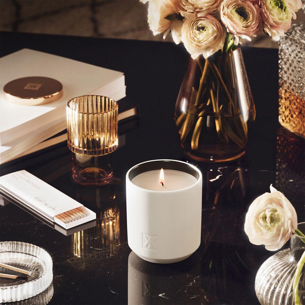 Maison Francis Kurkdjian - Au 17 scented candle geurkaars