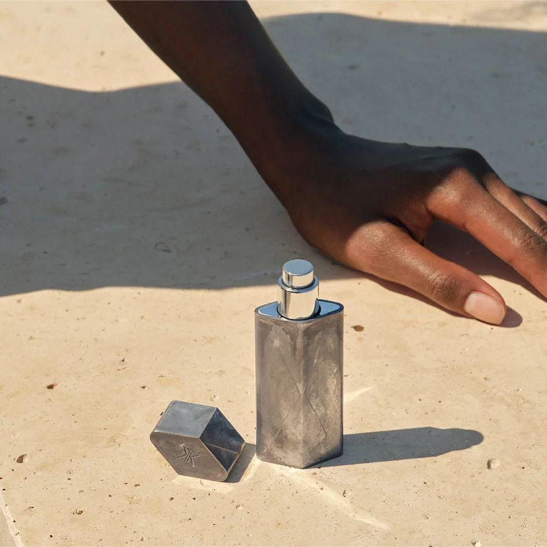 Maison Francis Kurkdjian - Globe trotter travel spray case zinc