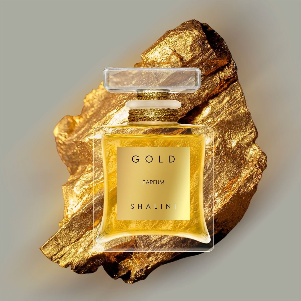 Shalini - Gold parfum glass stopper