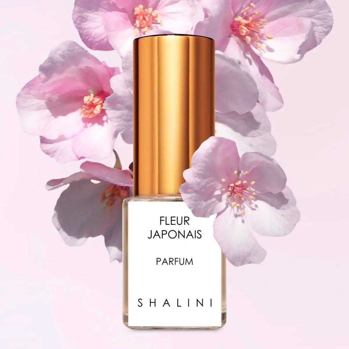 Shalini  - Fleur Japonais extrait