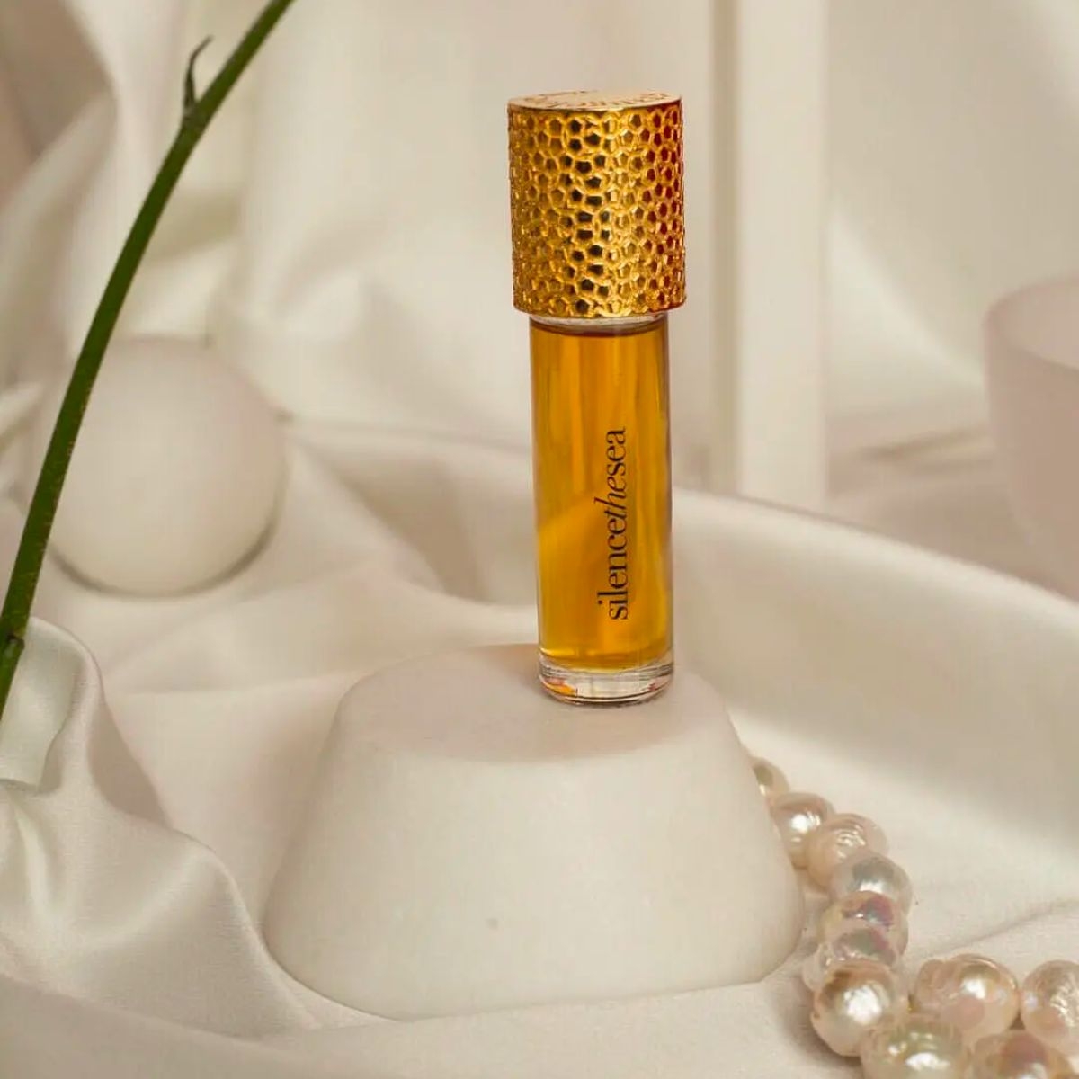 Image of silencethesea 10 ml perfume oil by the brand Strangelove