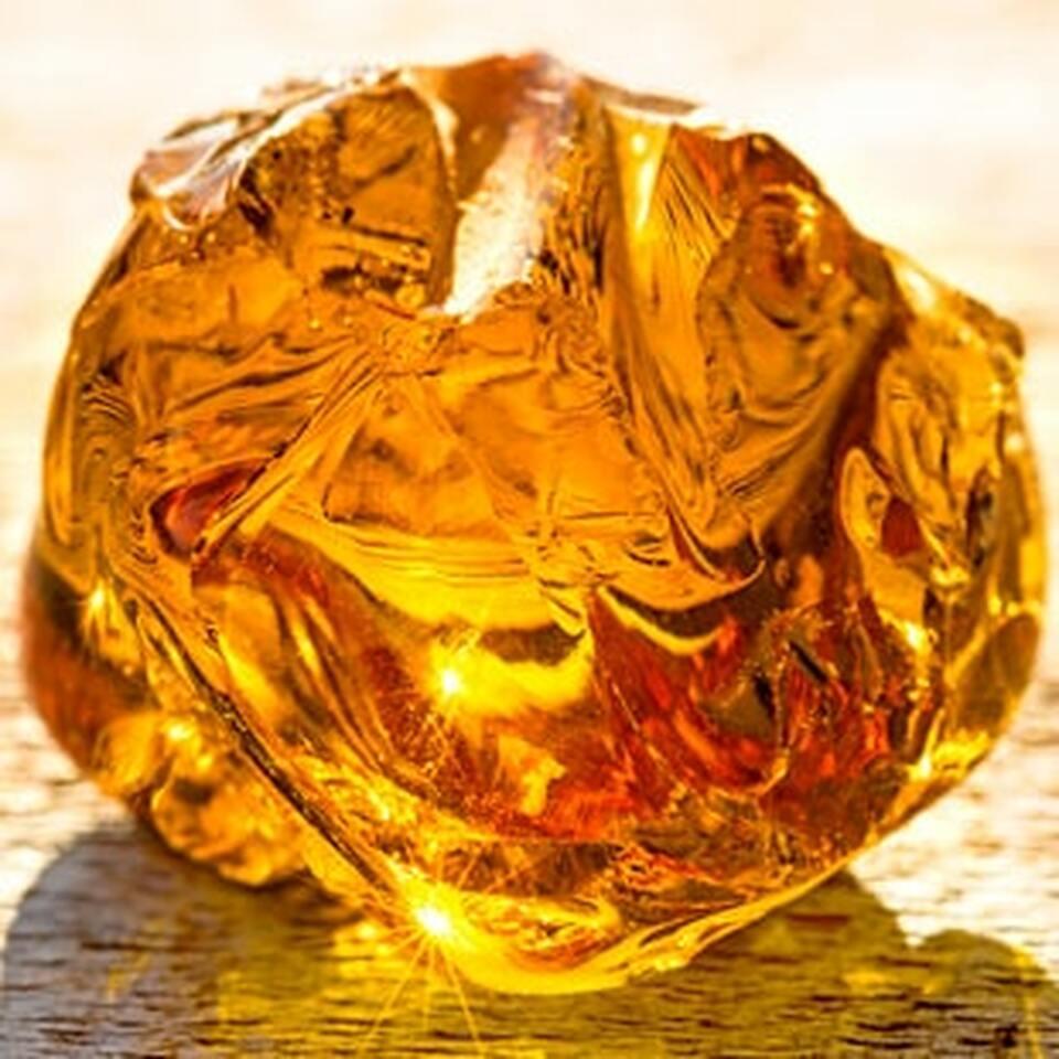 amber gold coloured stone